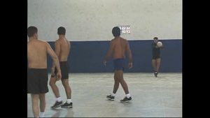 Gangbang trong phòng tập thể dục