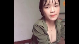 Bigo Live Việt Nam gái xinh khoe hàng
