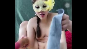 Gái xinh Việt Nam thủ dâm điên cuồng với cu giả