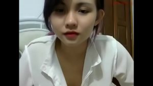 Clip gái Việt Nam chát sex trên mạng với trai lạ